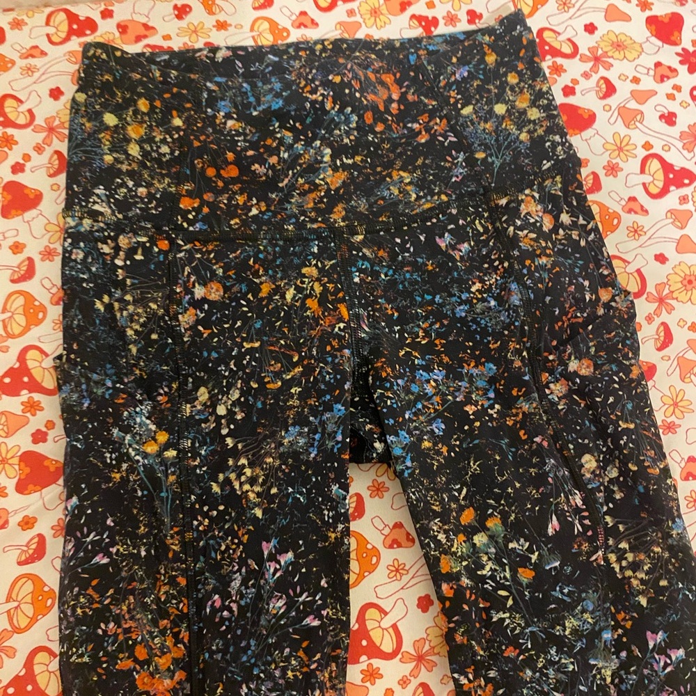 lululemon flower design leggings